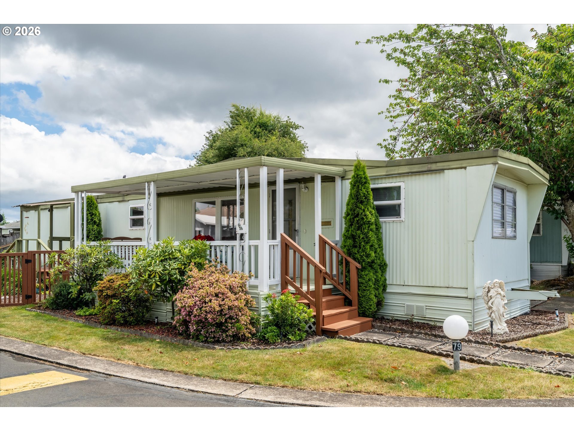 2150 Laura Street, Unit 79 Springfield, OR 97477 - Photo 3 of 34