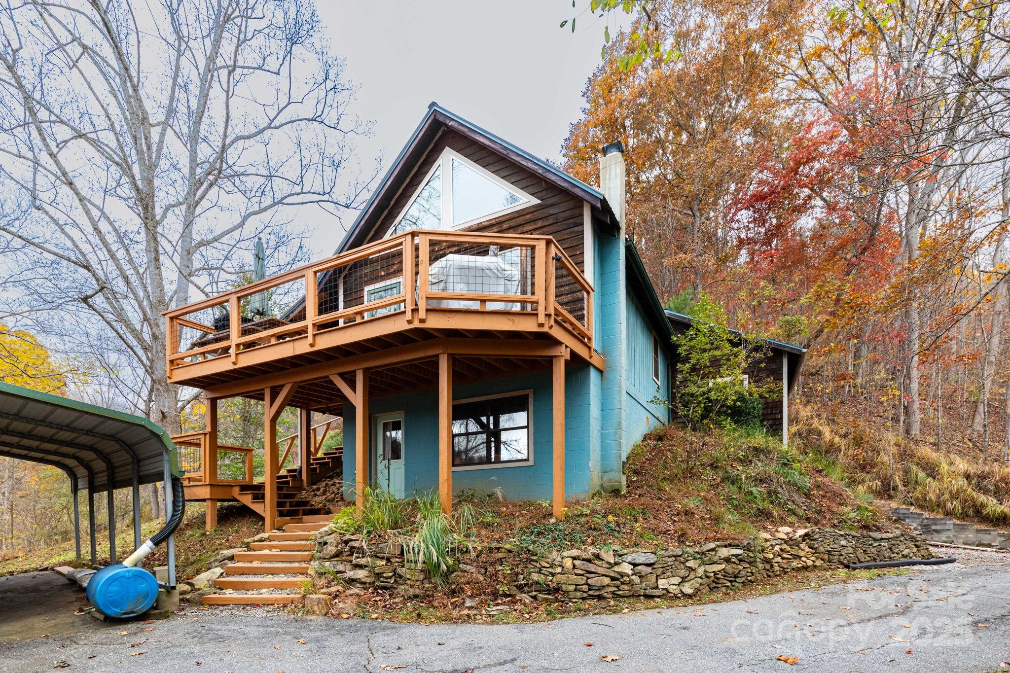 35 Norton Br Road Marshall, NC 28753 - Photo 2 of 35 a front view of a house with garden