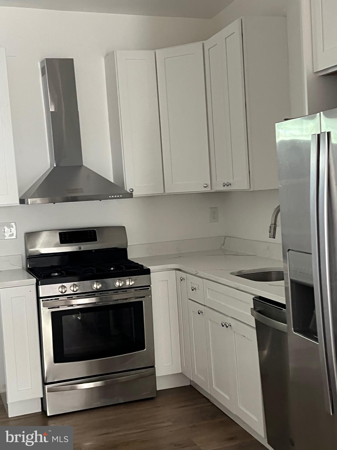 1911 Division Street Baltimore, MD 21217 - Photo 5 of 15