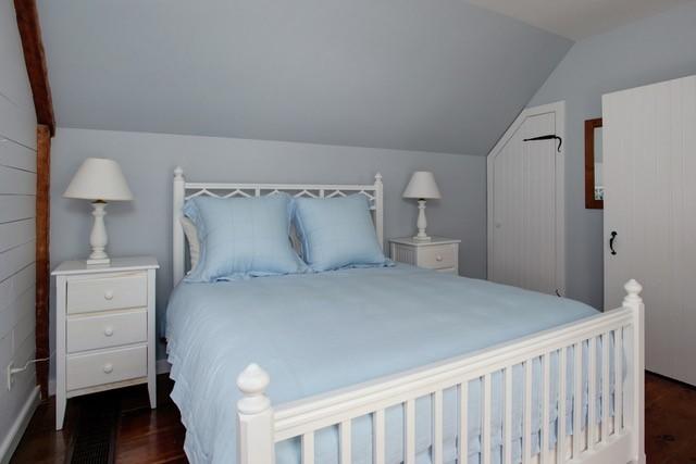 21 Milestone Way Mashpee, MA 02649 - Photo 19 of 27 a bedroom with a bed and a window