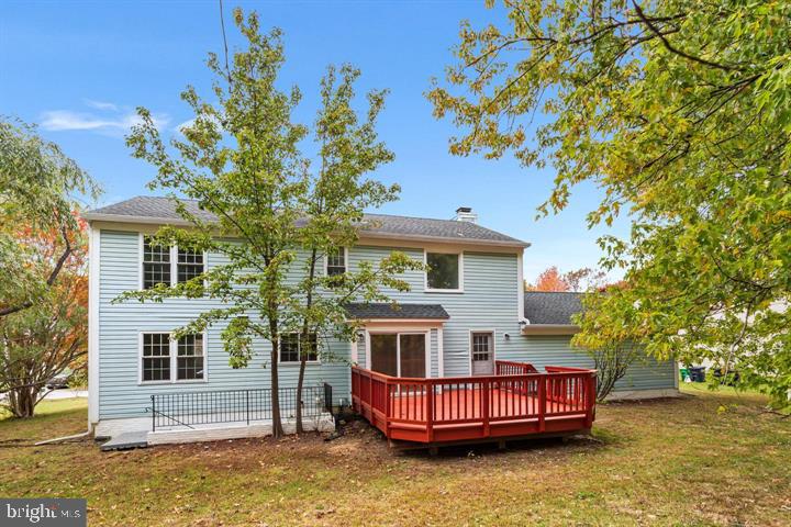 2807 Falling Brook Terrace Hyattsville, MD 20783 - Photo 47 of 48 a front view of a house with garden