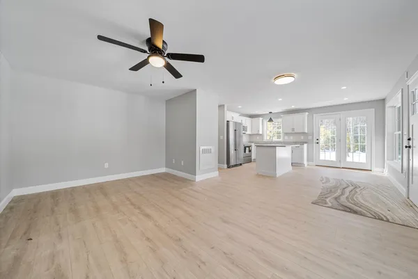 $2,000 | 142 South Main Street, Unit B, Troy, NH 03465