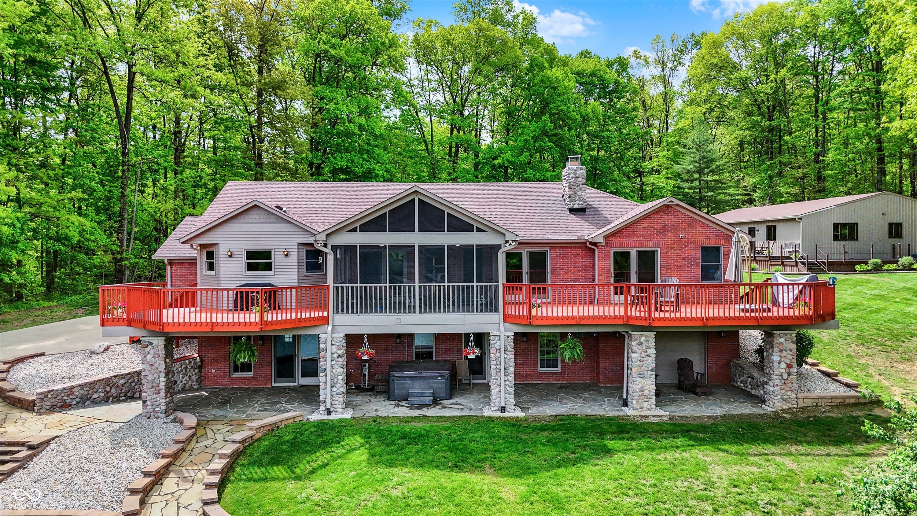 5571 Poff Road Martinsville, IN 46151 - Photo 4 of 83