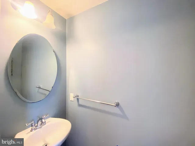 $2,700 | 172 South Savanna Drive, Pottstown, PA 19465