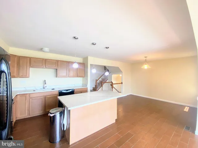 $2,700 | 172 South Savanna Drive, Pottstown, PA 19465