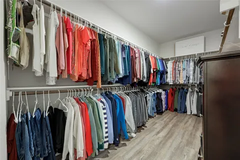 a view of a walk in closet