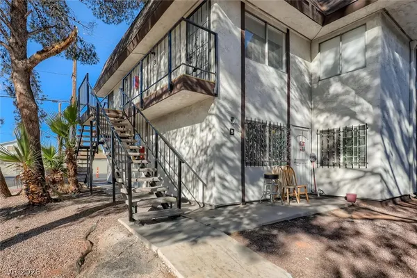 $1,000 | 4364 Tara Avenue, Unit D, Las Vegas, NV 89102