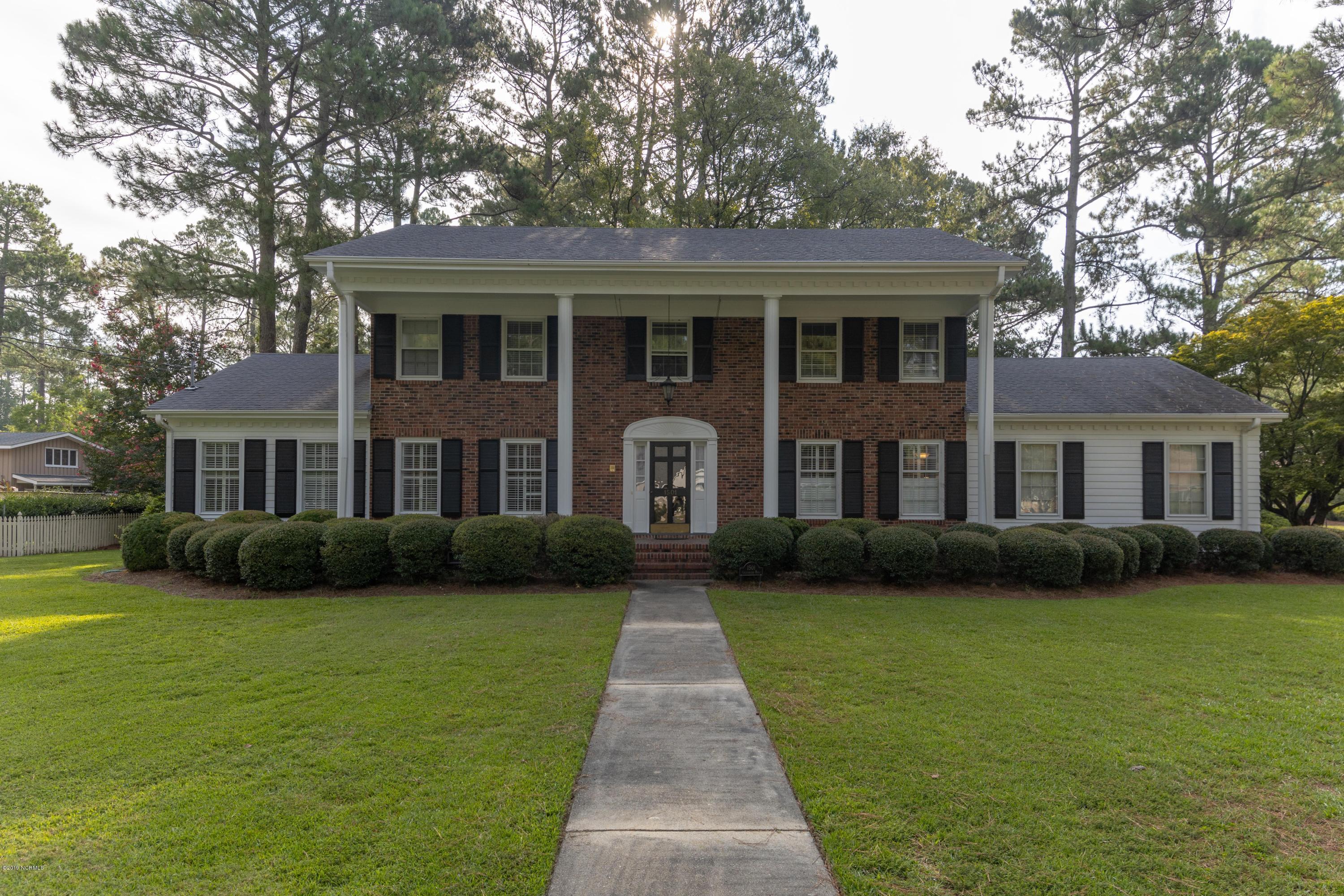 1501 Greenbriar Road Kinston, NC 28501 - Photo 1 of 51 1501 Greenbriar Rd-1