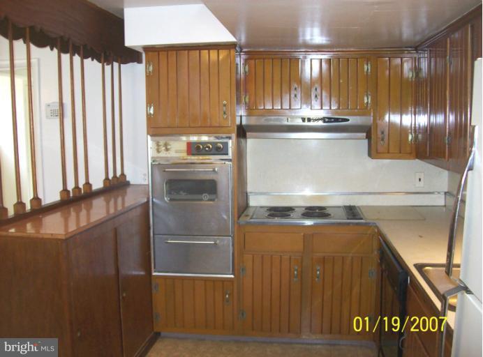 1003 Woodson Road Baltimore, MD 21212 - Photo 9 of 29 Kitchen