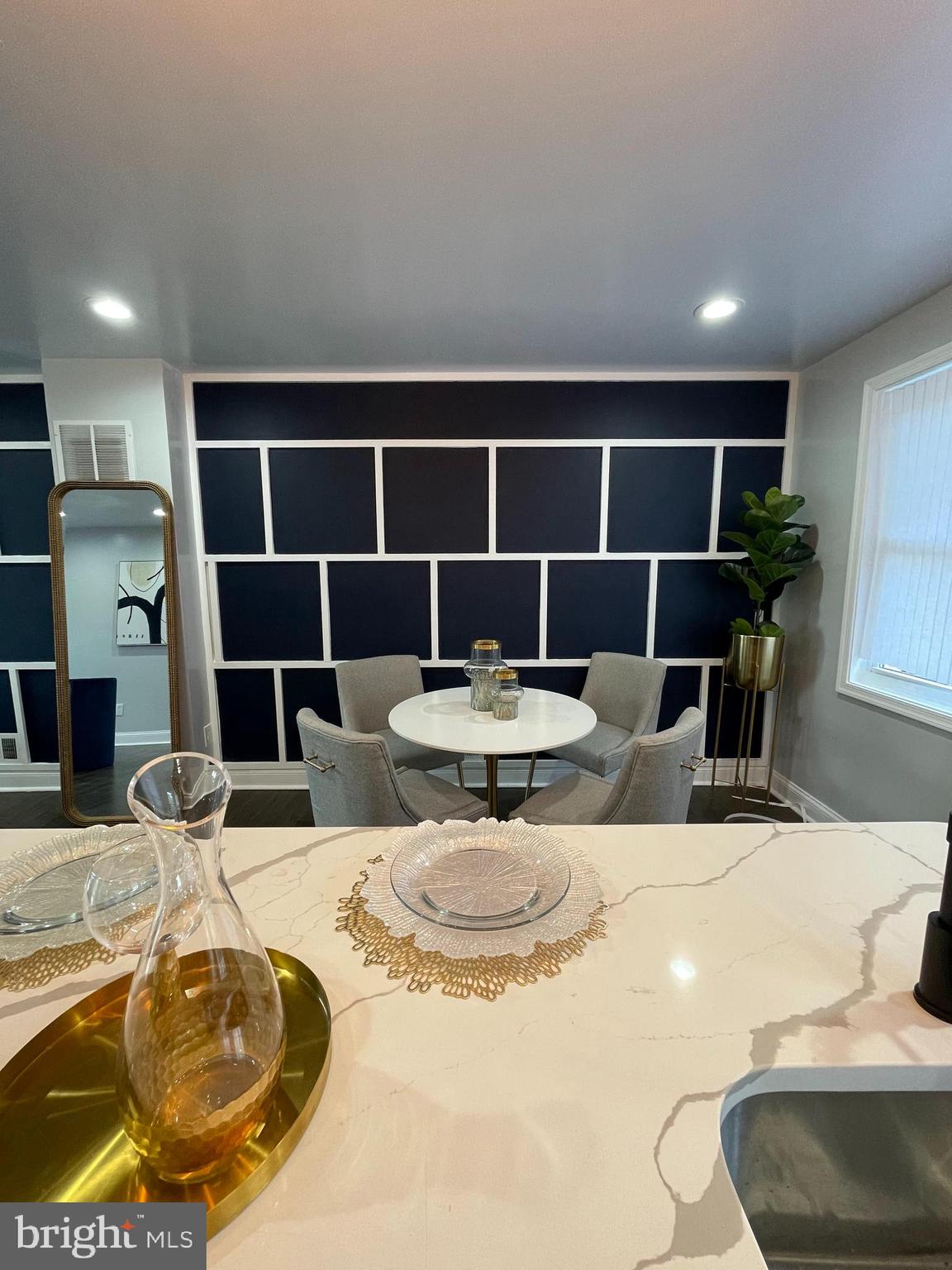 933 North Rosedale Street Baltimore, MD 21216 - Photo 4 of 26 Gallery Image 4