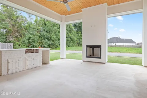 $540,000 | 101 Cypress Wood Lane, Youngsville, LA 70592