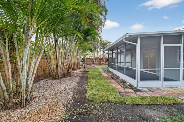 $465,000 | 3140 Northeast 9th Avenue, Pompano Beach, FL 33064