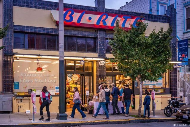 a close up of a street sign