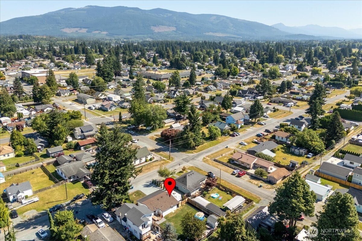 533 Fidalgo Street Sedro-Woolley, WA 98284 - Photo 36 of 37 an aerial view of residential house with outdoor space