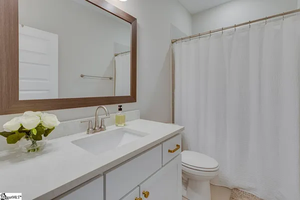 $889,900 | 115 Rickys Path, Easley, SC 29642