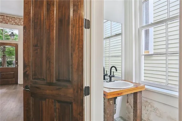 $1,399,500 | 922-24 Melpomene Street, New Orleans, LA 70130