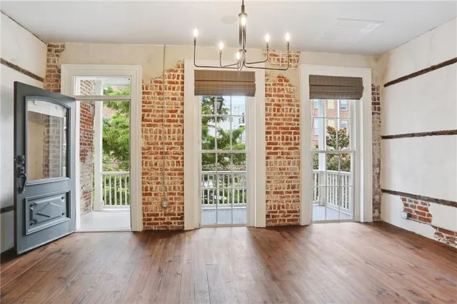 $1,399,500 | 922-24 Melpomene Street, New Orleans, LA 70130