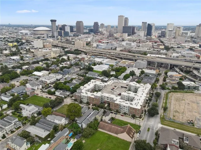 $1,399,500 | 922-24 Melpomene Street, New Orleans, LA 70130