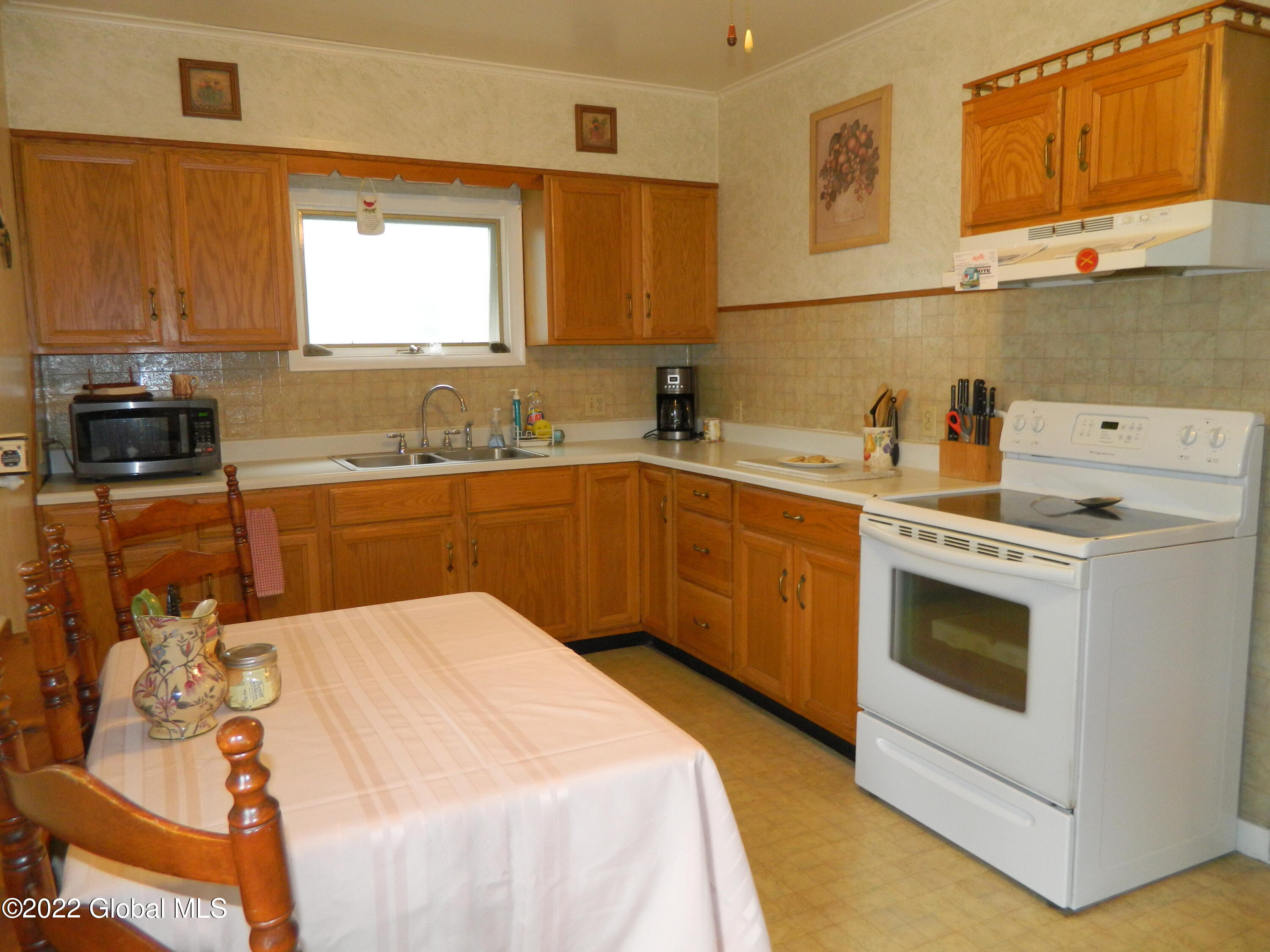 1823 8th Street Rensselaer, NY 12144 - Photo 8 of 32 8