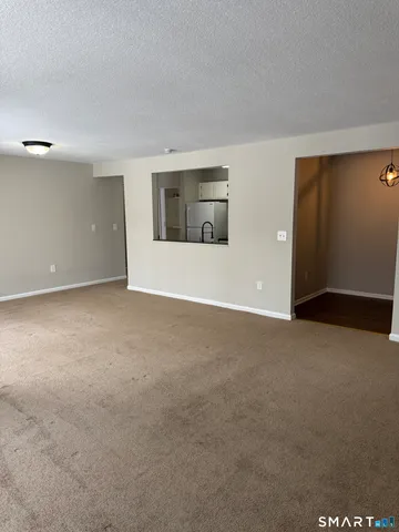 $2,000 | 175 Mill Pond Road, Unit 324, Hamden, CT 06514