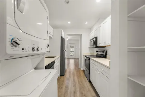 $215,000 | 12633 Memorial Drive, Unit 57, Houston, TX 77024