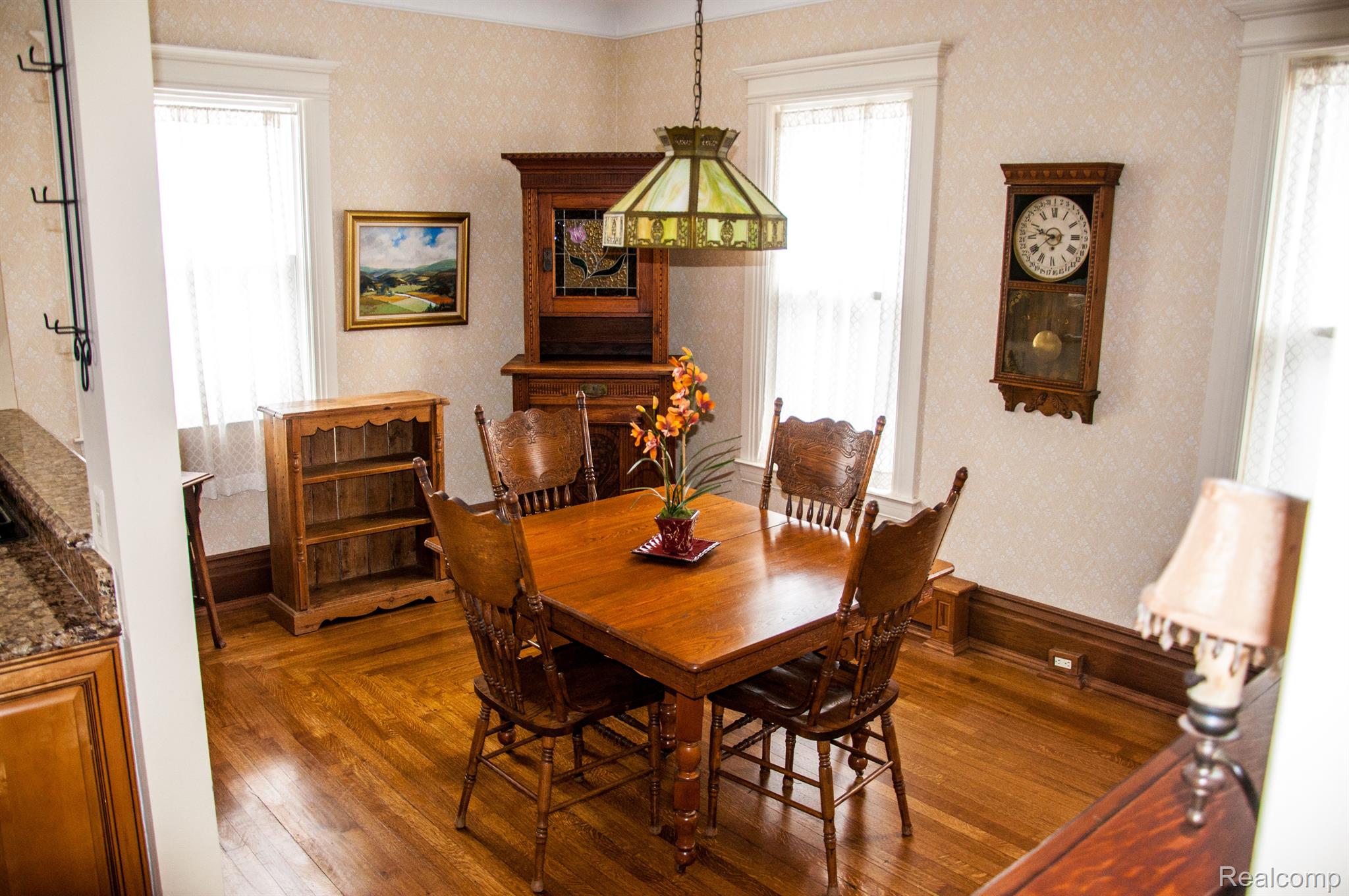 314 West 4th Street Rochester, MI 48307 - Photo 12 of 73 Gallery Image 12