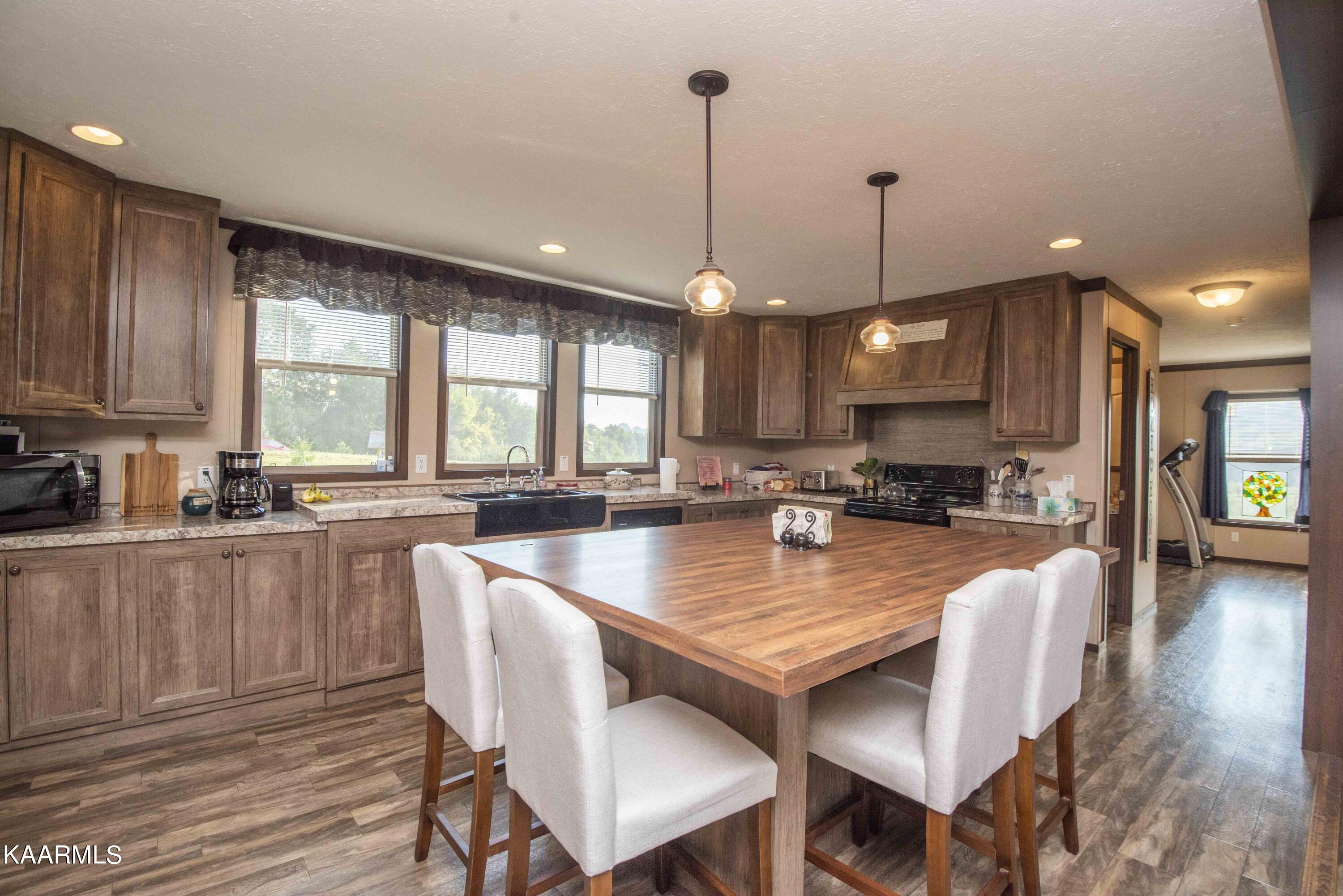 860 Loudon Road Loudon, TN 37774 - Photo 8 of 43 kitchen 5_1
