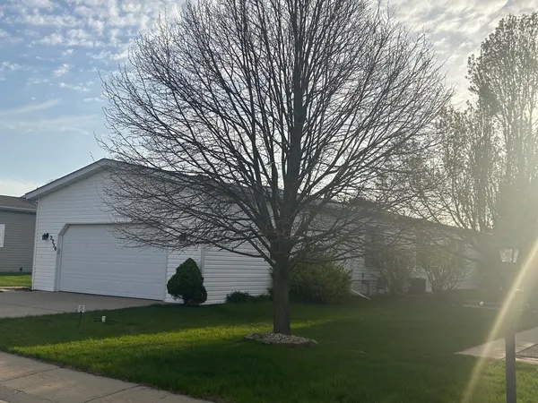 $65,000 | 2250 Sunrise Drive, Belvidere, IL 61008