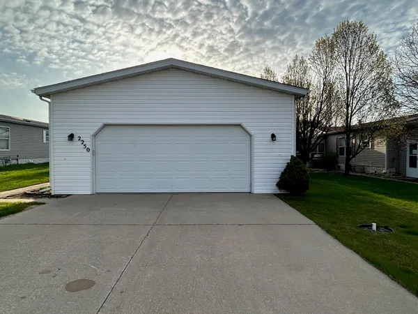 $65,000 | 2250 Sunrise Drive, Belvidere, IL 61008