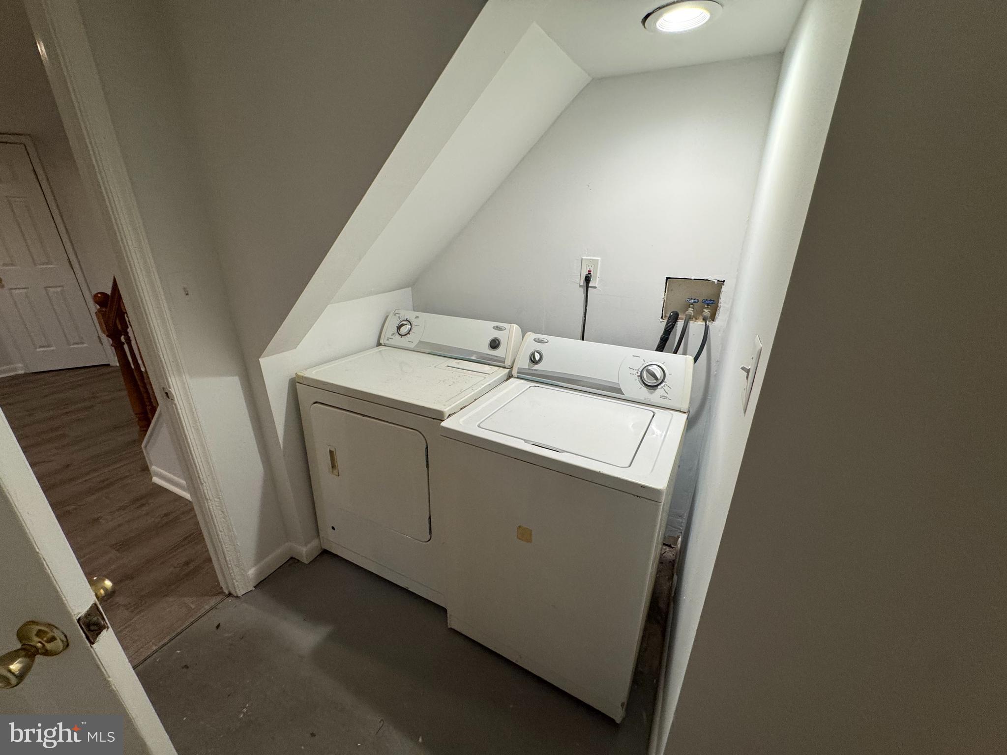 2167 Coralthorn Road Middle River, MD 21220 - Photo 10 of 23 a utility room with dryer and washer
