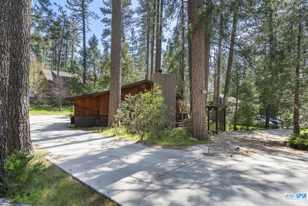 53335 Meadow Drive Idyllwild, CA 92549 - Photo 33 of 35 a view of a tree in front of a house