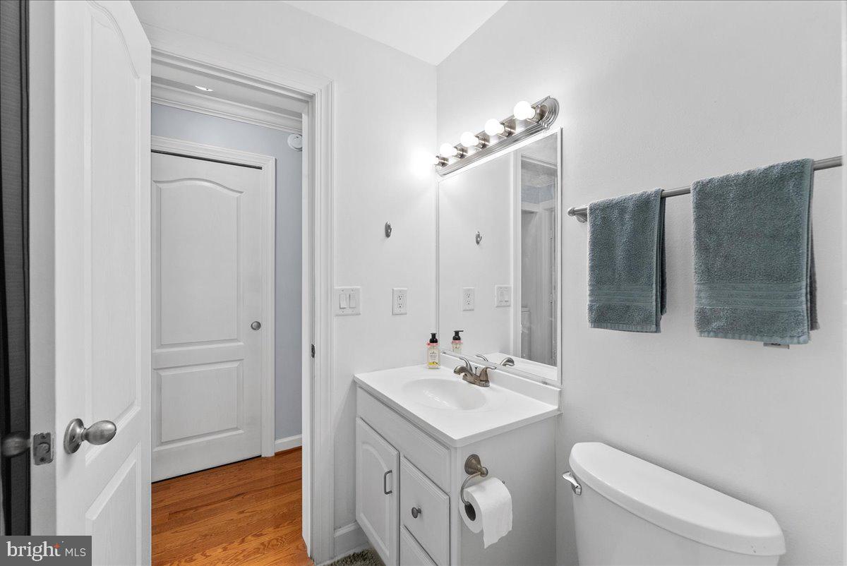 14901 Rydell Road, Unit 201 Centreville, VA 20121 - Photo 19 of 30