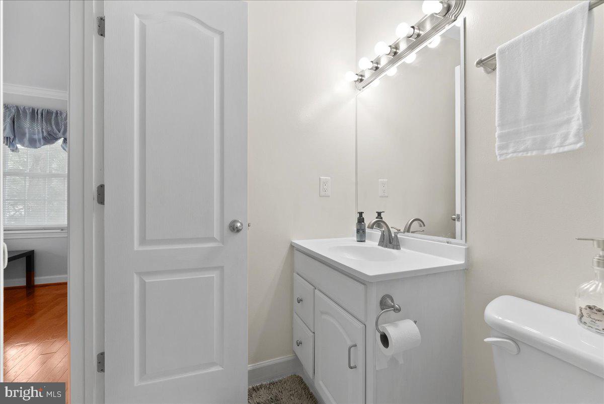 14901 Rydell Road, Unit 201 Centreville, VA 20121 - Photo 24 of 30