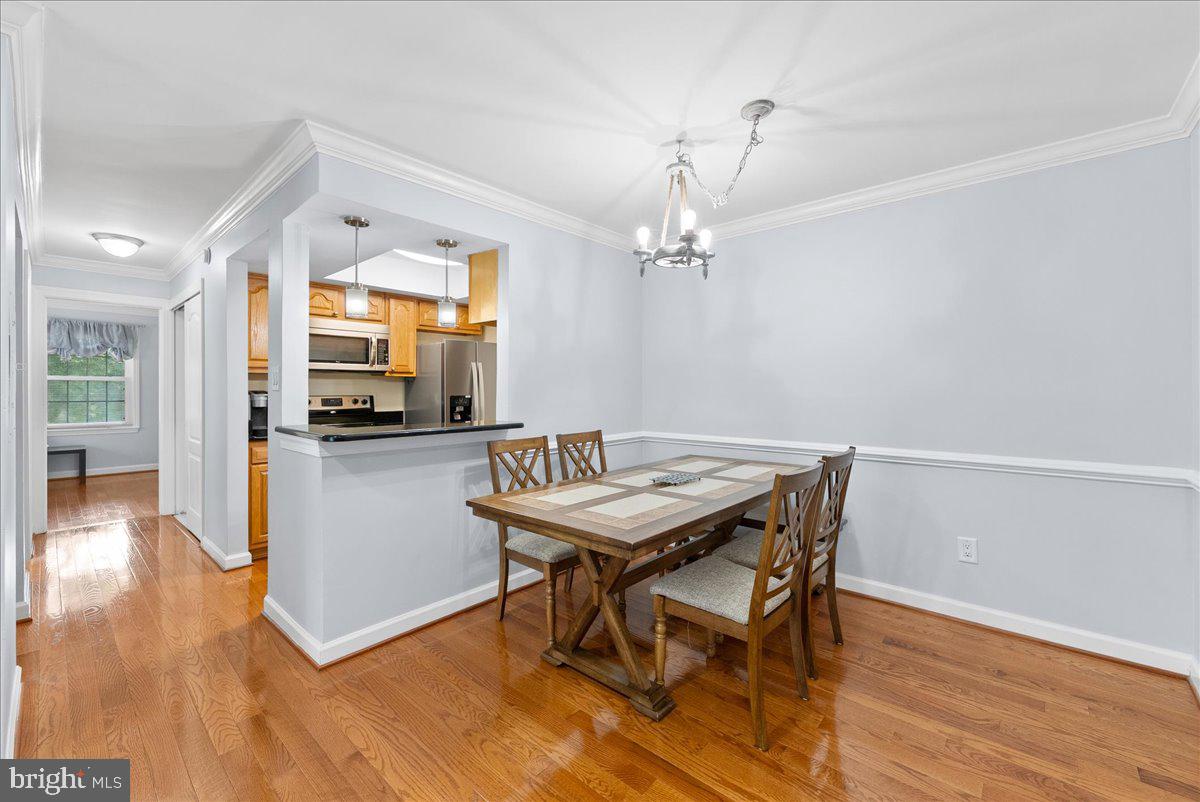 14901 Rydell Road, Unit 201 Centreville, VA 20121 - Photo 4 of 30