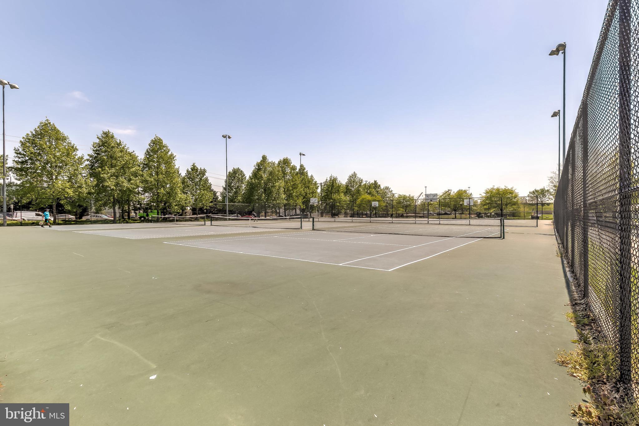1200 Steuart Street, Unit 625 Baltimore, MD 21230 - Photo 52 of 71 Latrobe Park Tennis Courts