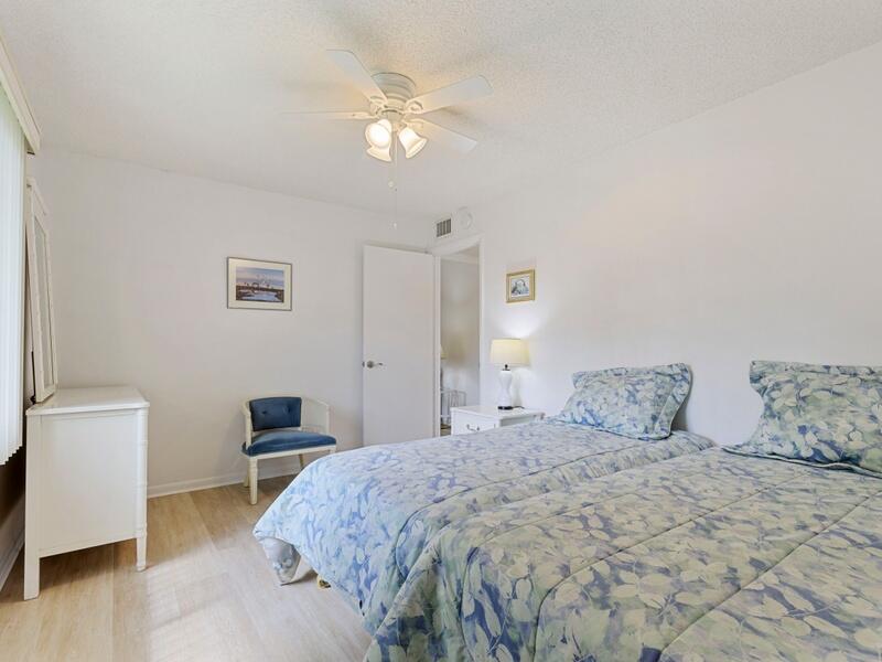 309 Pine Ridge Circle, Unit B2 Greenacres, FL 33463 - Photo 19 of 23 153A0024