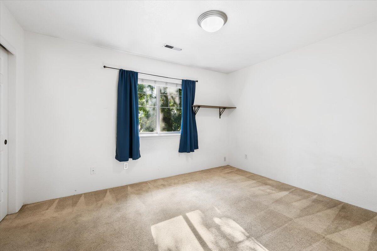 450 Midway Road, Unit 40 Medford, OR 97501 - Photo 13 of 27 13_450_Midway_40