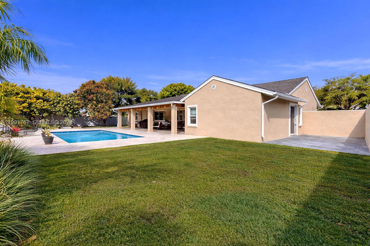15382 Southwest 153rd Street Miami, FL 33187 - Photo 16 of 65