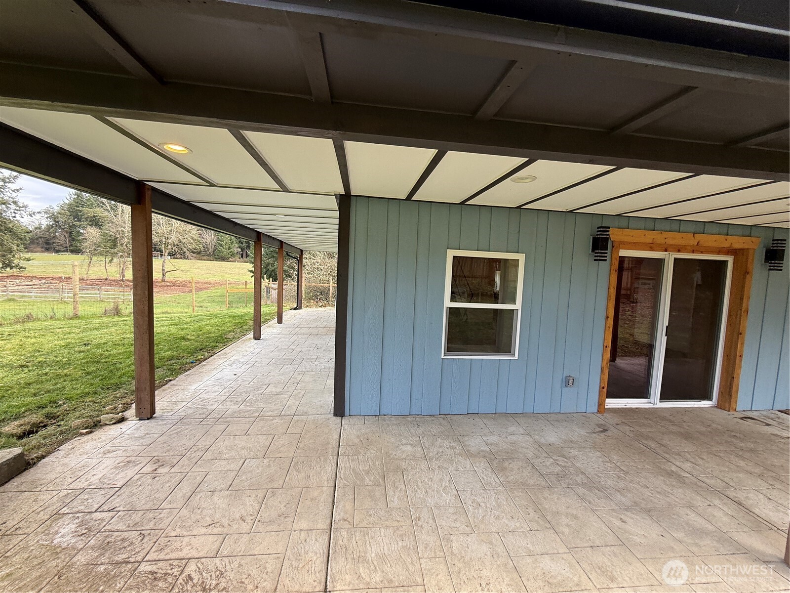 9212 Southwest 274th Street Vashon, WA 98070 - Photo 16 of 23