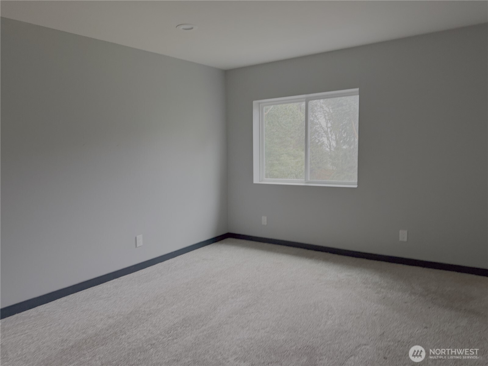 9212 Southwest 274th Street Vashon, WA 98070 - Photo 6 of 23