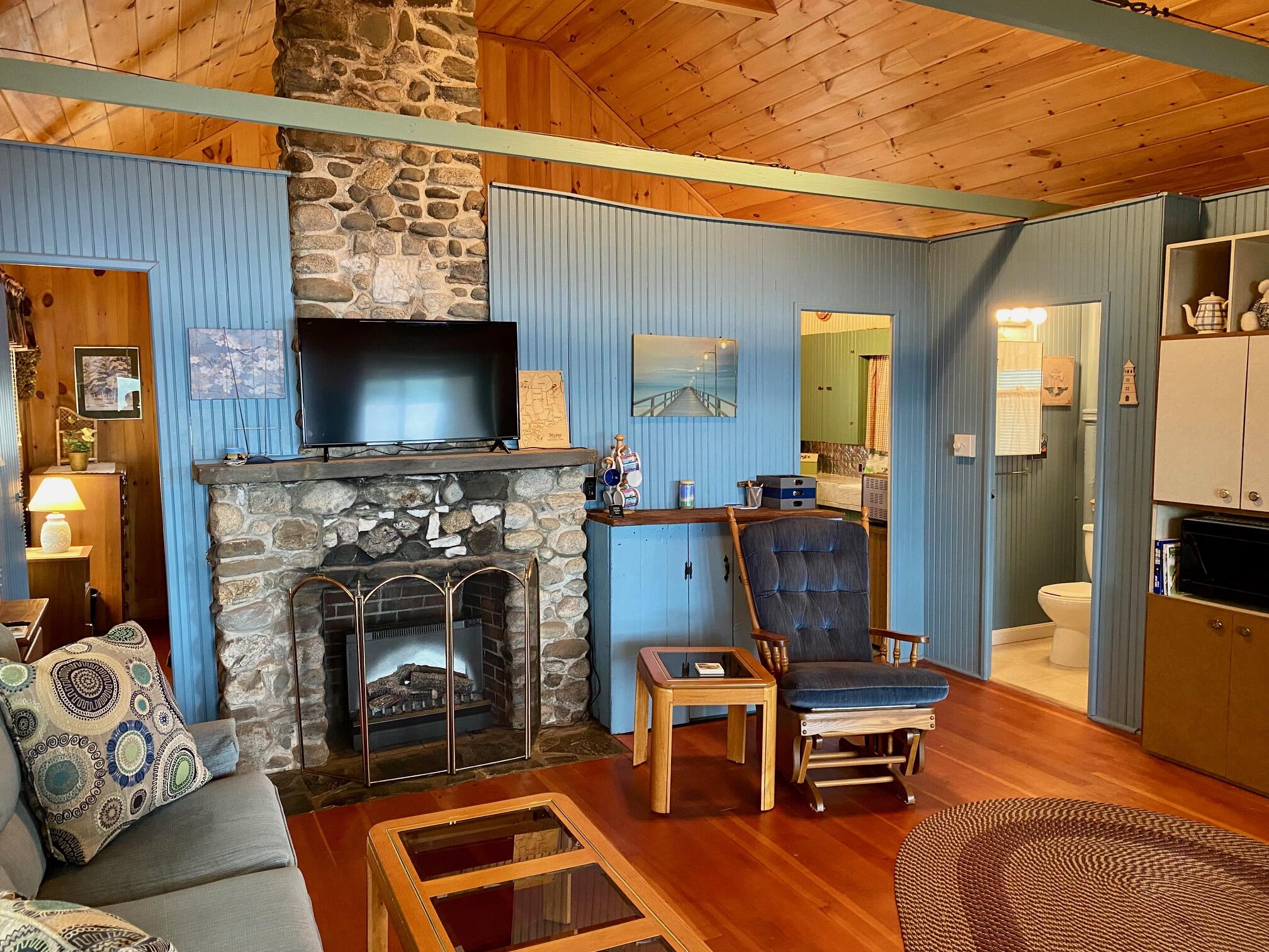 7 Bonny Eagle Pond Road Standish, ME 04084 - Photo 12 of 38 IMG_7574