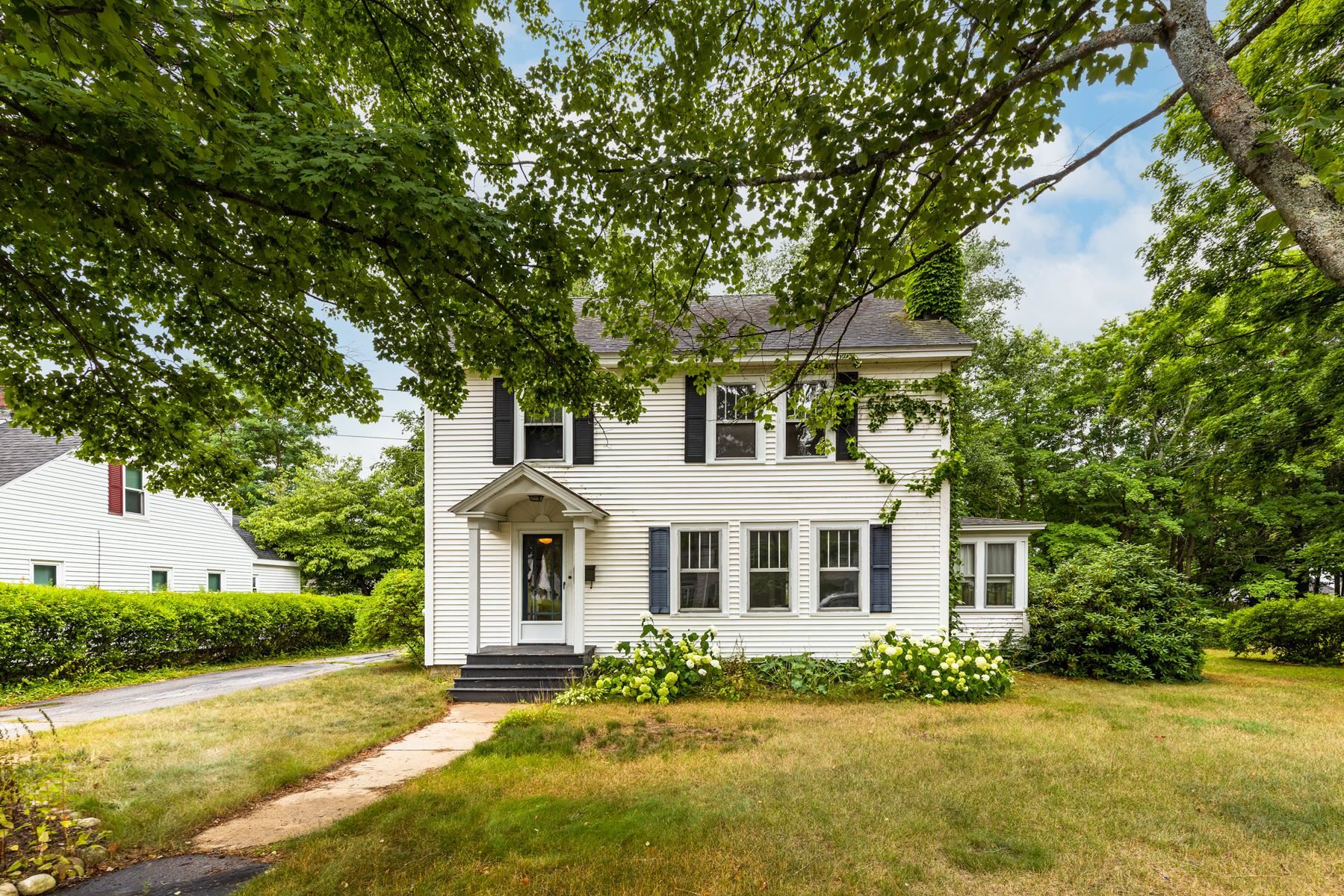 11 Copeland Drive Rochester, NH 03867 - Photo 4 of 37