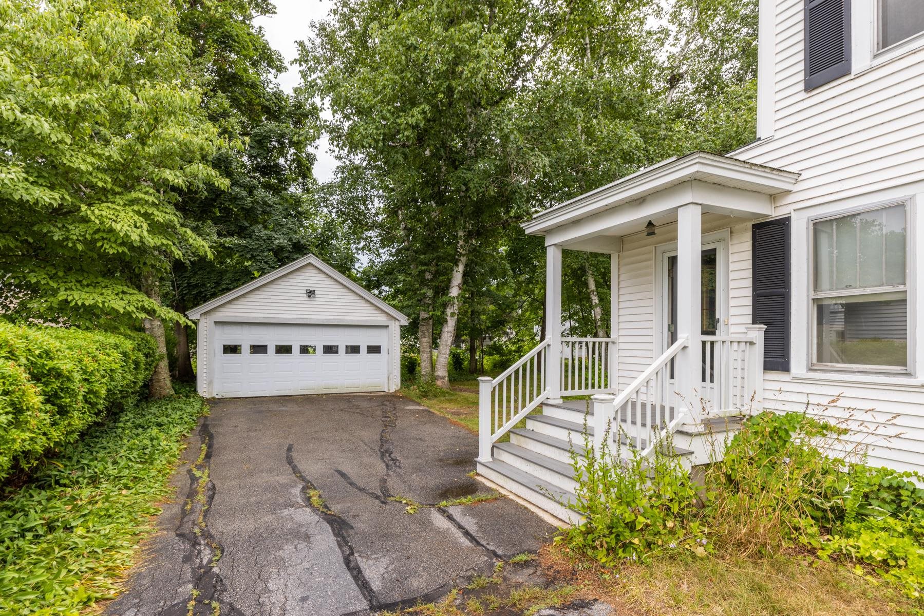 11 Copeland Drive Rochester, NH 03867 - Photo 5 of 37