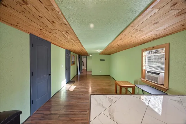 $1,150 | 7970 Northeast 110th Avenue, Bronson, FL 32621