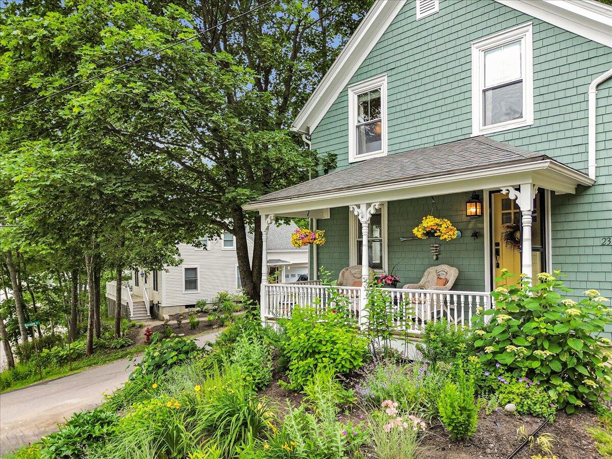 01-23 Commercial St. (73 of 75)