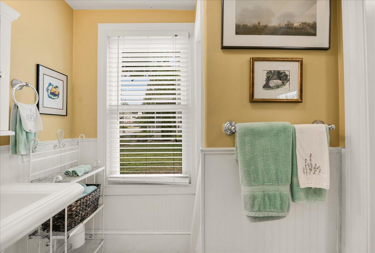 23 Commercial Street Belfast, ME 04915 - Photo 12 of 66 10-23 Commercial St. (57 of 75)