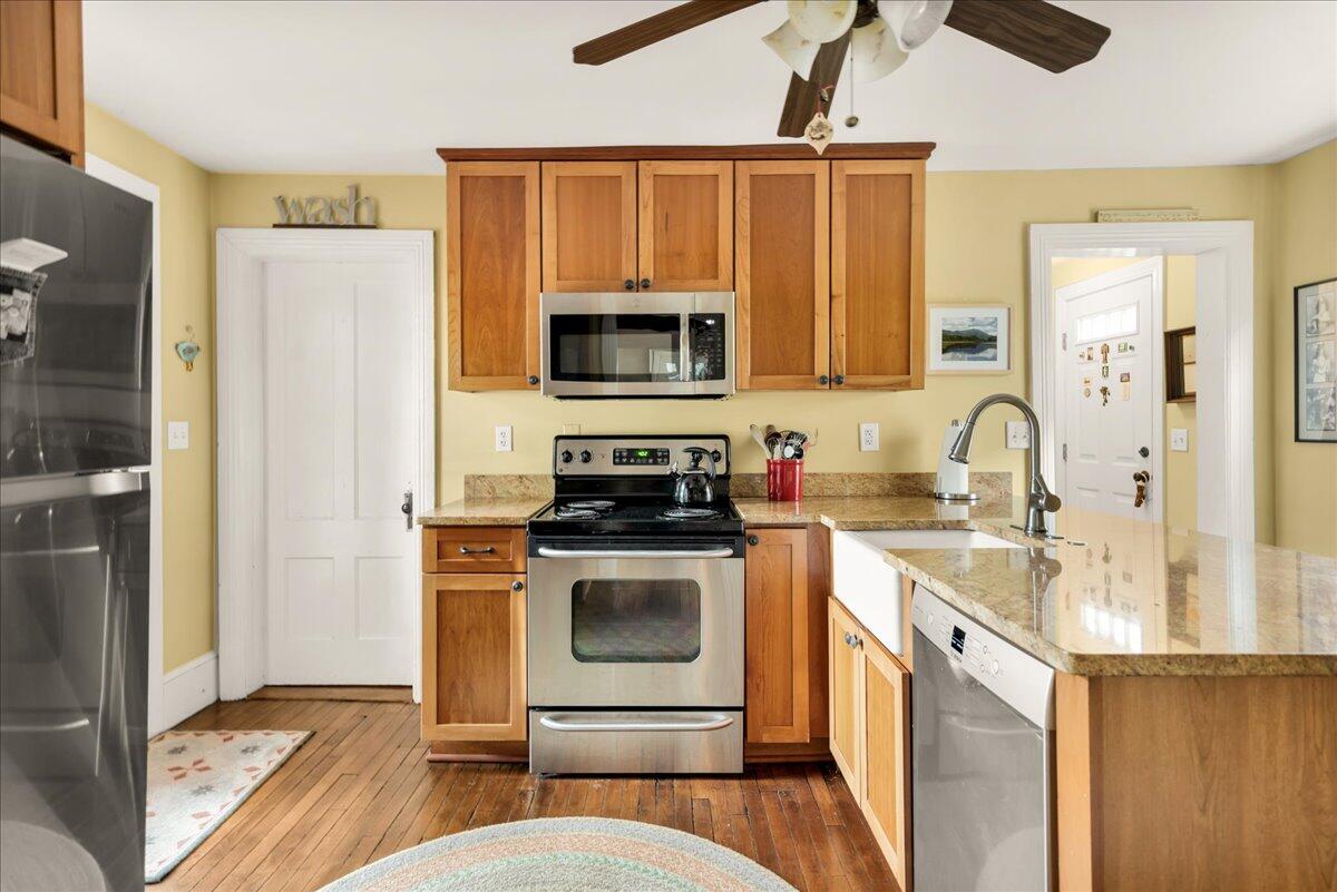 23 Commercial Street Belfast, ME 04915 - Photo 6 of 66 04-23 Commercial St. (34 of 75)