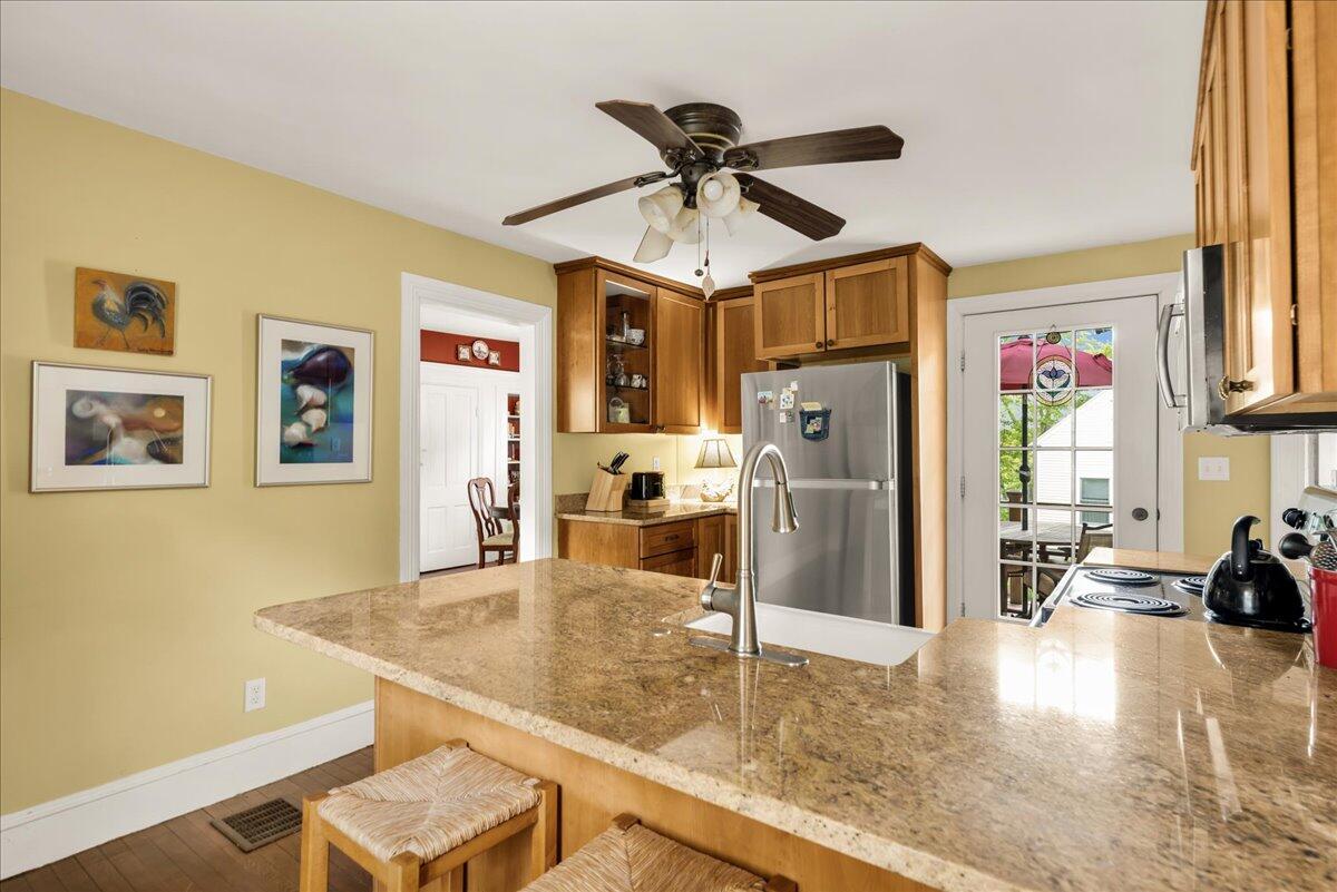 23 Commercial Street Belfast, ME 04915 - Photo 9 of 66 07-23 Commercial St. (37 of 75)