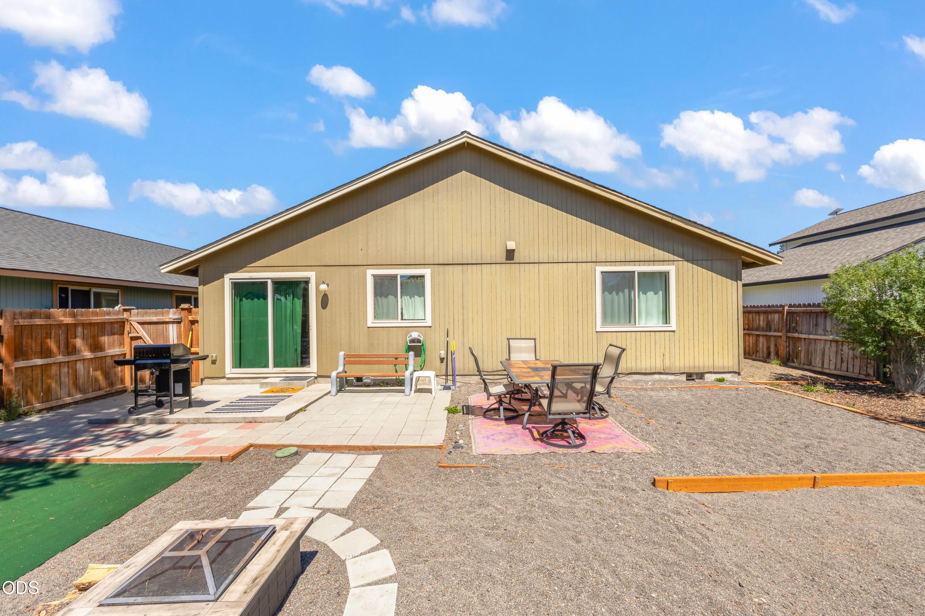 16465 Riley Drive La Pine, OR 97739 - Photo 21 of 30 Gallery Image 21