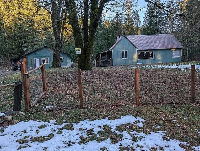 $395,000 | 8892 Wind River Highway, Carson, WA 98610